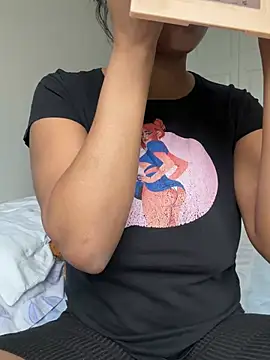 Snapshot of CandyLuxxxx chatting on January 16, 2025, 6:06 pm CandyLuxxxx online show from January 16, 2025, 6:06 pm