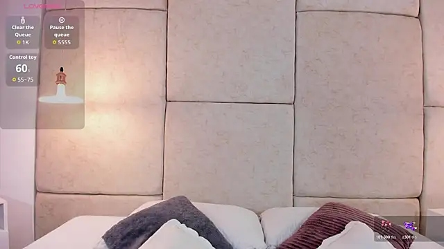 Snapshot of aisha_vs chatting on February 6, 2026, 12:45 pm aisha vs online show from February 6, 2026, 12:45 pm