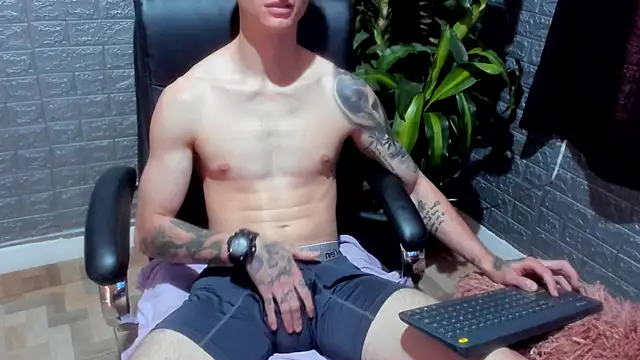 Snapshot of Dmtry6 chatting on February 12, 2026, 5:23 pm Dmtry6 online show from February 12, 2026, 5:23 pm