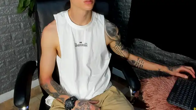 Dmtry6 online show from November 12, 2025, 8:56 pm