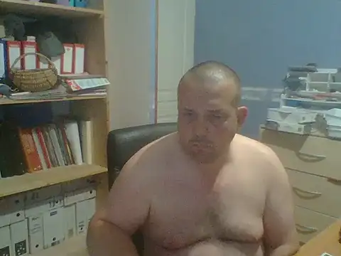 manubm03 online show from May 23, 2026, 5:17 am