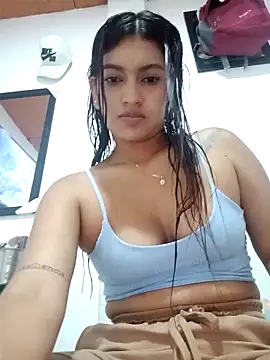 annie-19 online show from December 16, 2025, 7:51 pm