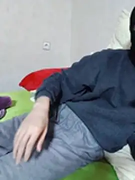 arabqueen online show from February 4, 2026, 2:50 am