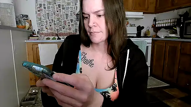 xodana online show from March 5, 2025, 12:49 am