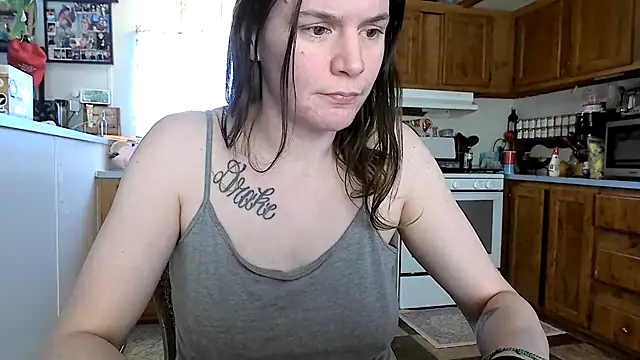 xodana online show from February 23, 2025, 6:34 pm