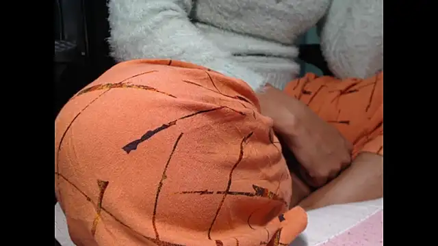 CuteRhea69 online show from January 7, 2026, 1:05 pm