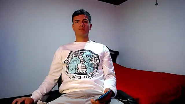 Snapshot of Deiby_casas chatting on January 1, 2025, 6:47 am Deiby casas online show from January 1, 2025, 6:47 am