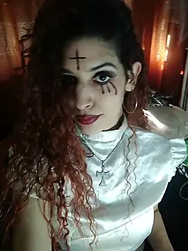 Kleopatracolo online show from October 31, 2025, 8:05 pm