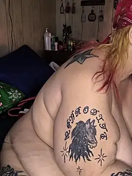 davisdesiresxh online show from November 24, 2025, 3:23 pm