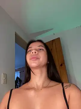 Snapshot of sexyAlyssaGreen chatting on November 16, 2025, 3:55 am sexyAlyssaGreen online show from November 16, 2025, 3:55 am