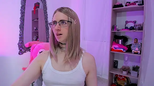 KimberlyJohnsoon online show from January 15, 2026, 2:42 pm