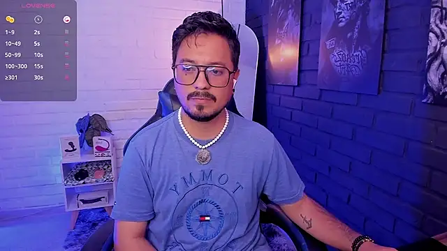 DaviidEvans  online show from June 5, 2026, 2:45 pm