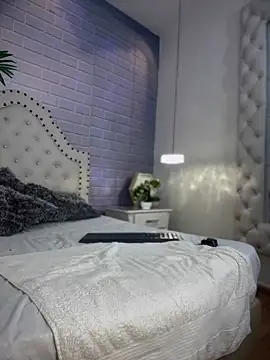 Tayra Siny online show from March 15, 2025, 6:32 pm