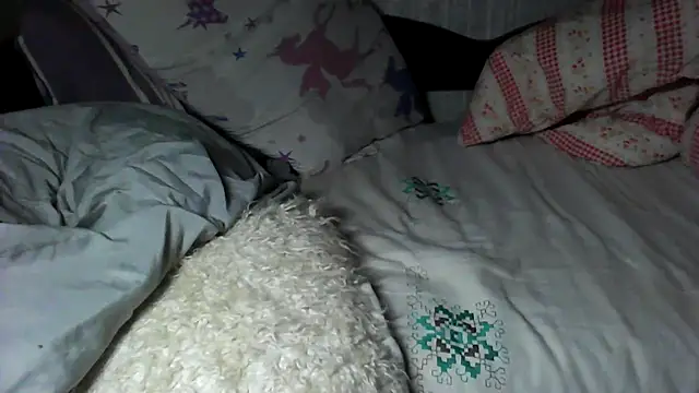 Alma Evelynne online show from December 1, 2025, 5:14 pm