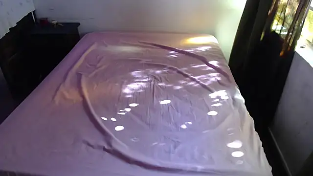 Snapshot of deftoolceles chatting on January 17, 2026, 12:42 pm deftoolceles online show from January 17, 2026, 12:42 pm