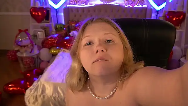 Snapshot of Tinker_Belll chatting on February 27, 2025, 10:53 pm Tinker Belll online show from February 27, 2025, 10:53 pm