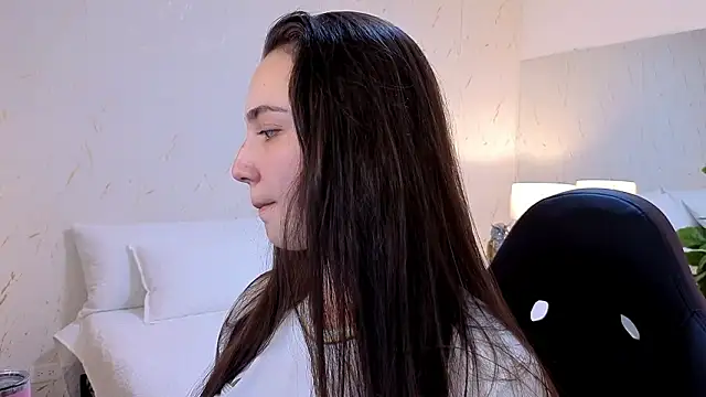 Snapshot of ava_blue chatting on February 3, 2026, 7:52 pm ava blue online show from February 3, 2026, 7:52 pm