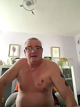 Garry831 online show from December 1, 2025, 10:27 am