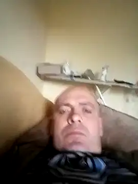 Robertvirt online show from September 23, 2025, 2:35 pm