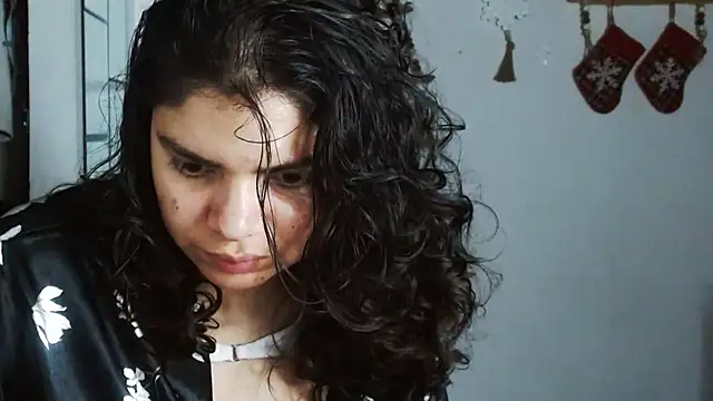 Nikkykora15 online show from December 15, 2025, 1:11 am