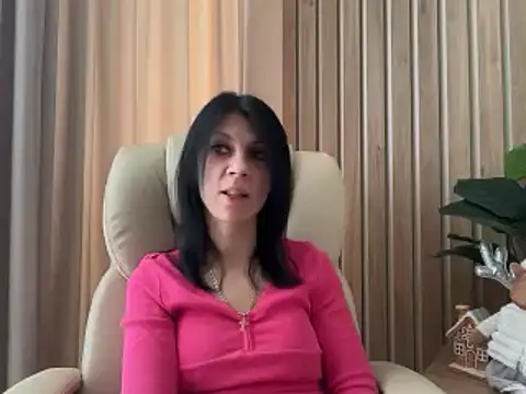 InjaAtHome online show from December 22, 2025, 9:42 am