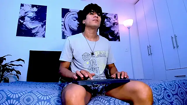 Eiden allenx online show from October 28, 2025, 2:49 pm