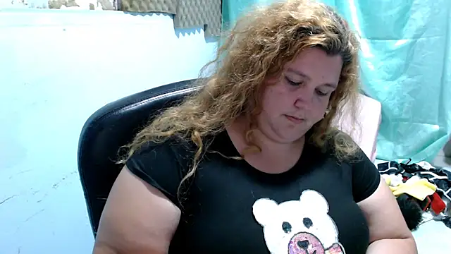 squirt322bbw online show from April 3, 2026, 6:47 pm