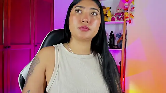 eymy-hadid online show from October 29, 2025, 4:28 pm