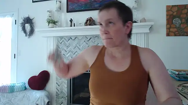 Snapshot of AuroraWillows chatting on March 13, 2026, 6:46 pm AuroraWillows online show from March 13, 2026, 6:46 pm