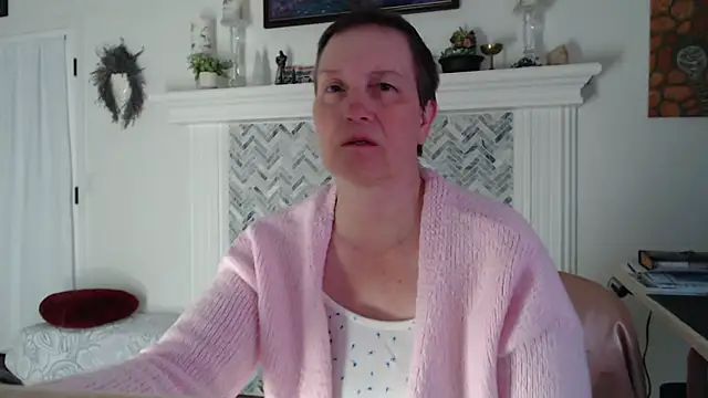 Snapshot of AuroraWillows chatting on March 3, 2026, 3:13 am AuroraWillows online show from March 3, 2026, 3:13 am