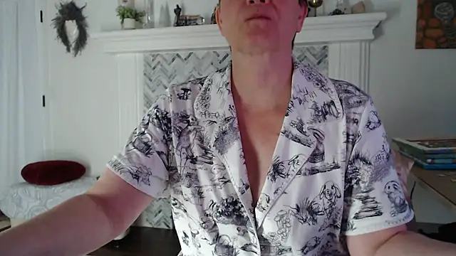 Snapshot of AuroraWillows chatting on March 6, 2026, 7:58 am AuroraWillows online show from March 6, 2026, 7:58 am