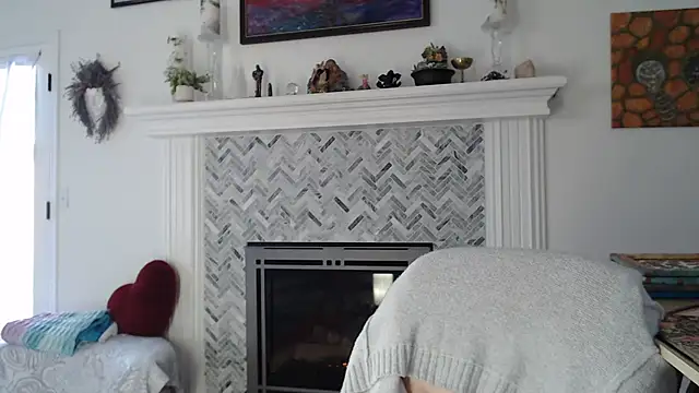 Snapshot of AuroraWillows chatting on March 16, 2026, 1:59 pm AuroraWillows online show from March 16, 2026, 1:59 pm