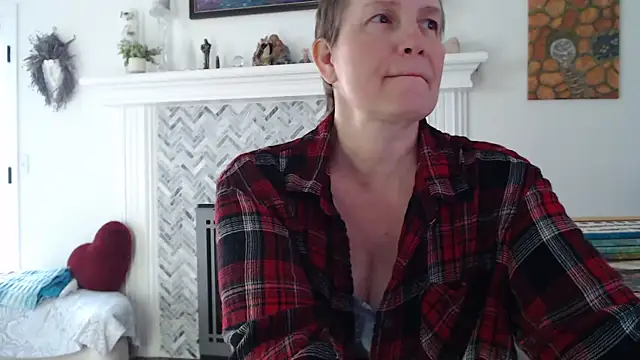 Snapshot of AuroraWillows chatting on March 17, 2026, 2:20 pm AuroraWillows online show from March 17, 2026, 2:20 pm