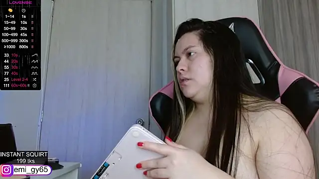 Snapshot of emilyn_grey1 chatting on March 11, 2026, 4:45 pm emilyn grey1 online show from March 11, 2026, 4:45 pm