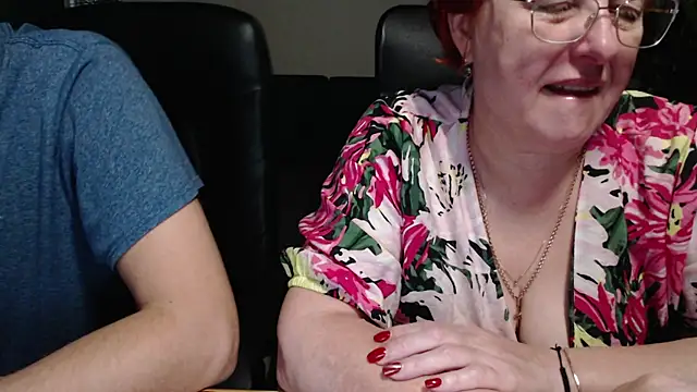 JoannaAndNeighbour online show from October 28, 2025, 9:41 am