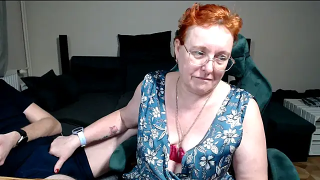 JoannaAndNeighbour online show from February 11, 2026, 8:31 pm