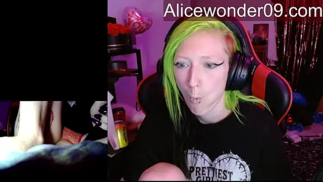 alicewonder09 online show from March 7, 2026, 4:30 am