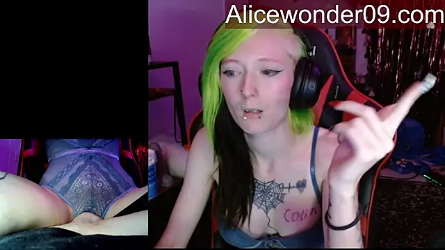alicewonder09 online show from February 4, 2026, 3:34 am