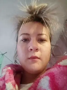 Snapshot of Kristi_Ricky chatting on December 20, 2024, 7:33 am Kristi Ricky online show from December 20, 2024, 7:33 am