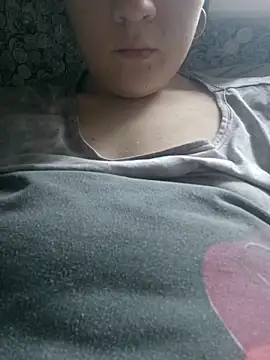 Snapshot of Kristi_Ricky chatting on January 18, 2026, 11:24 am Kristi Ricky online show from January 18, 2026, 11:24 am