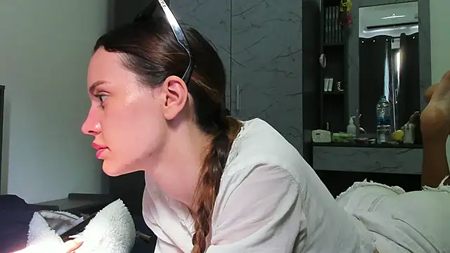 Snapshot of Lex_Love chatting on February 1, 2025, 8:18 am Lex Love online show from February 1, 2025, 8:18 am