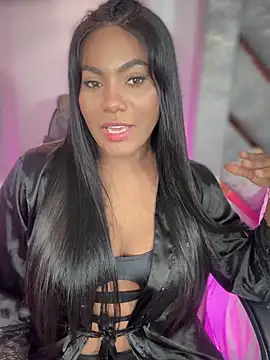 Sara Boom online show from November 15, 2025, 2:21 pm