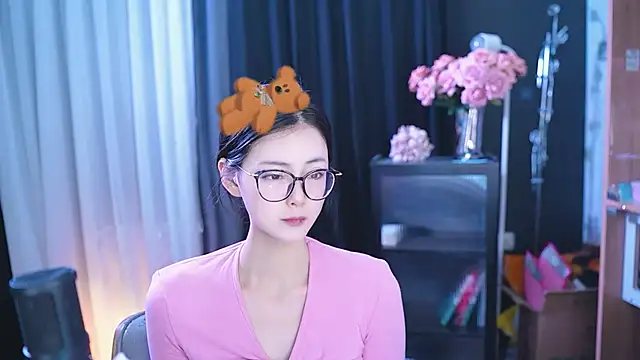 Snapshot of Ocean--Lili chatting on March 15, 2025, 2:34 pm Ocean--Lili online show from March 15, 2025, 2:34 pm