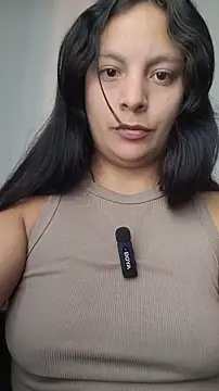 ZaraHoney online show from January 11, 2026, 1:18 pm