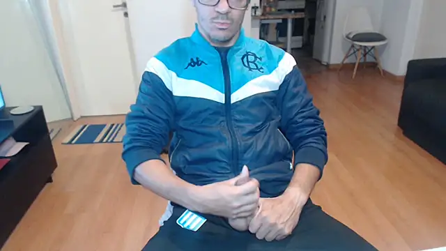 Snapshot of guachin_hunk chatting on May 28, 2026, 11:21 pm guachin hunk online show from May 28, 2026, 11:21 pm