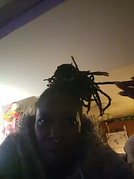 honeydew420  online show from August 3, 2026, 5:37 am