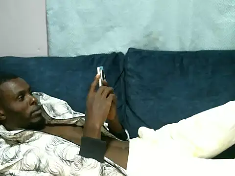 reezly online show from September 9, 2025, 10:41 pm