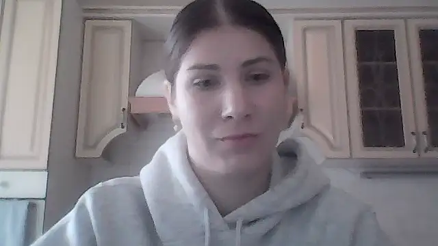 CassandraGood online show from October 22, 2025, 6:46 am