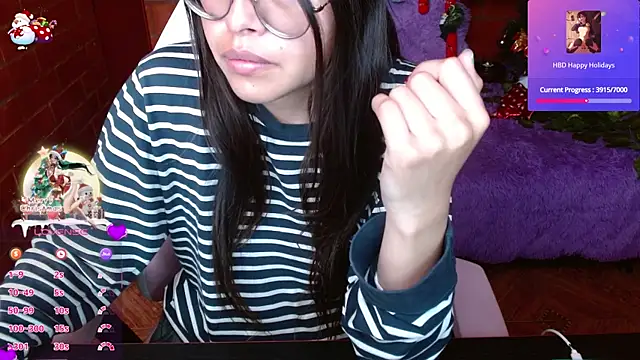 Snapshot of MidoriQuiinn chatting on December 22, 2025, 2:28 pm MidoriQuiinn online show from December 22, 2025, 2:28 pm