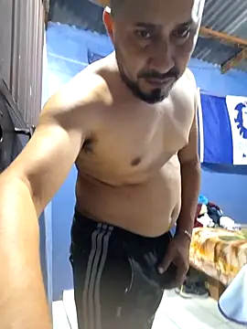 Eumanzor online show from April 17, 2026, 2:03 am